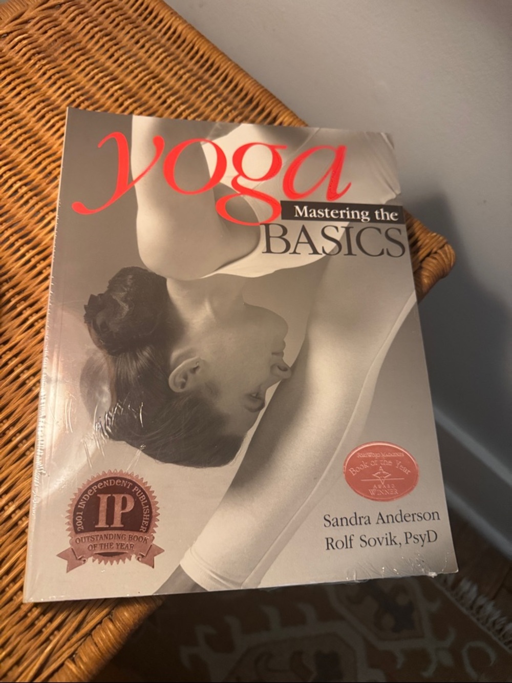 Yoga: Mastering the Basics by Sandra Anderson & Rolf Sovik - White